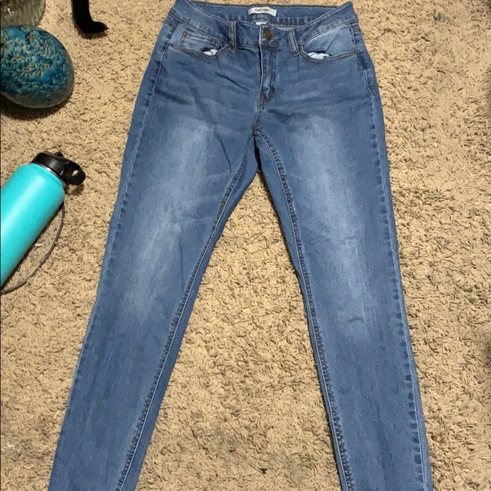 CHARLOTTE RUSSE: Refuge boyfriend jeans